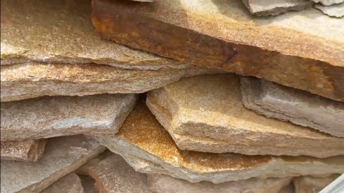 Плитняк златолит жёлтый золотистый для отмостки купить в Электрогорске