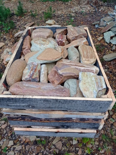 Златолит жёлтый, жёлто-зелёный глыбки и валуны для ланшафтного дизайна купить в Электрогорске