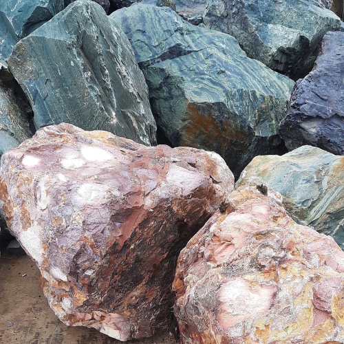 Ландшафтные глыбы красно-фиолетовые 200-1000 килограмм купить в Электрогорске