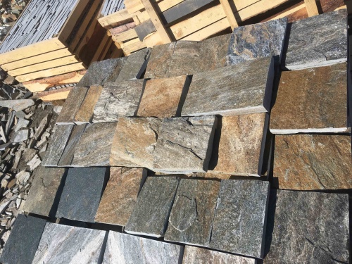 Плитка пилёная златолит Уральский для цоколя, отмостки купить в Электрогорске