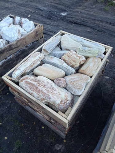 Златолит жёлтый, жёлто-зелёный глыбки и валуны для ланшафтного дизайна купить в Электрогорске