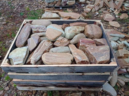 Златолит жёлтый, жёлто-зелёный глыбки и валуны для ланшафтного дизайна купить в Электрогорске