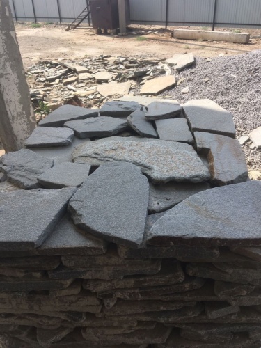 Златолит серебристый галтованный для лестниц купить в Электрогорске